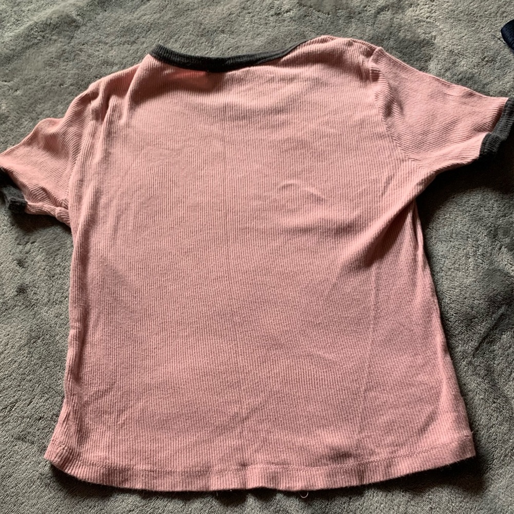 Pink top - Picture 2 of 3